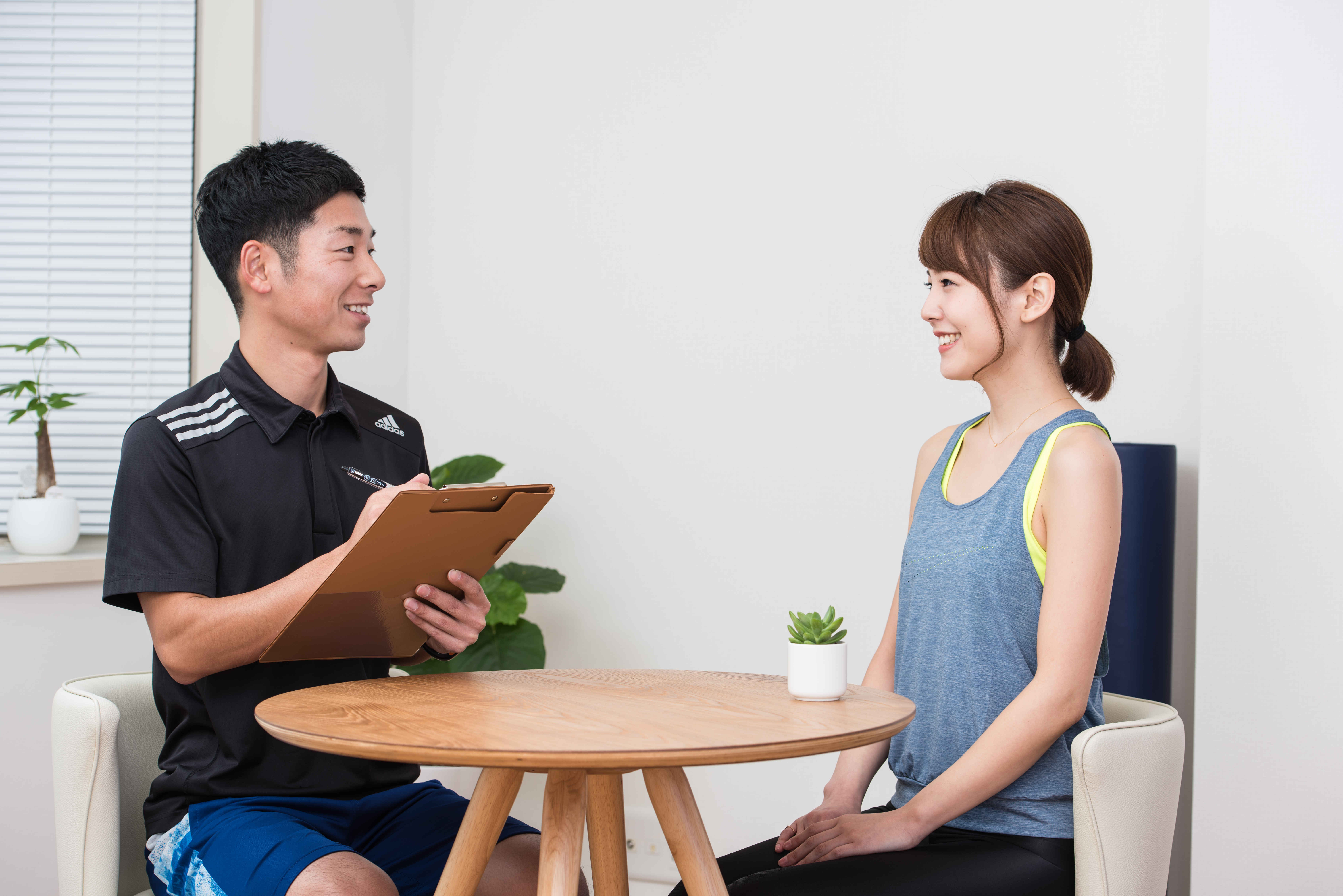 まずは無料カウンセリングから